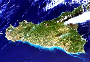 La Sicilia dal satellite
